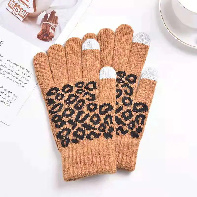 Winter Thermal Touchscreen Knitted Gloves for Outdoor Use