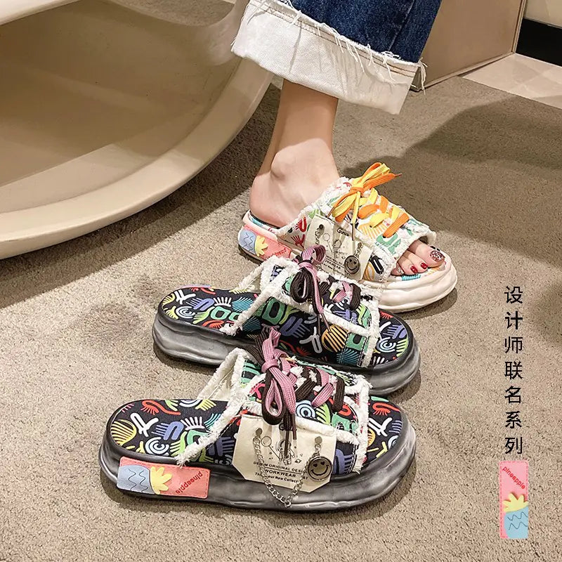2023 Women's Platform Beach Sandals with Graffiti Design