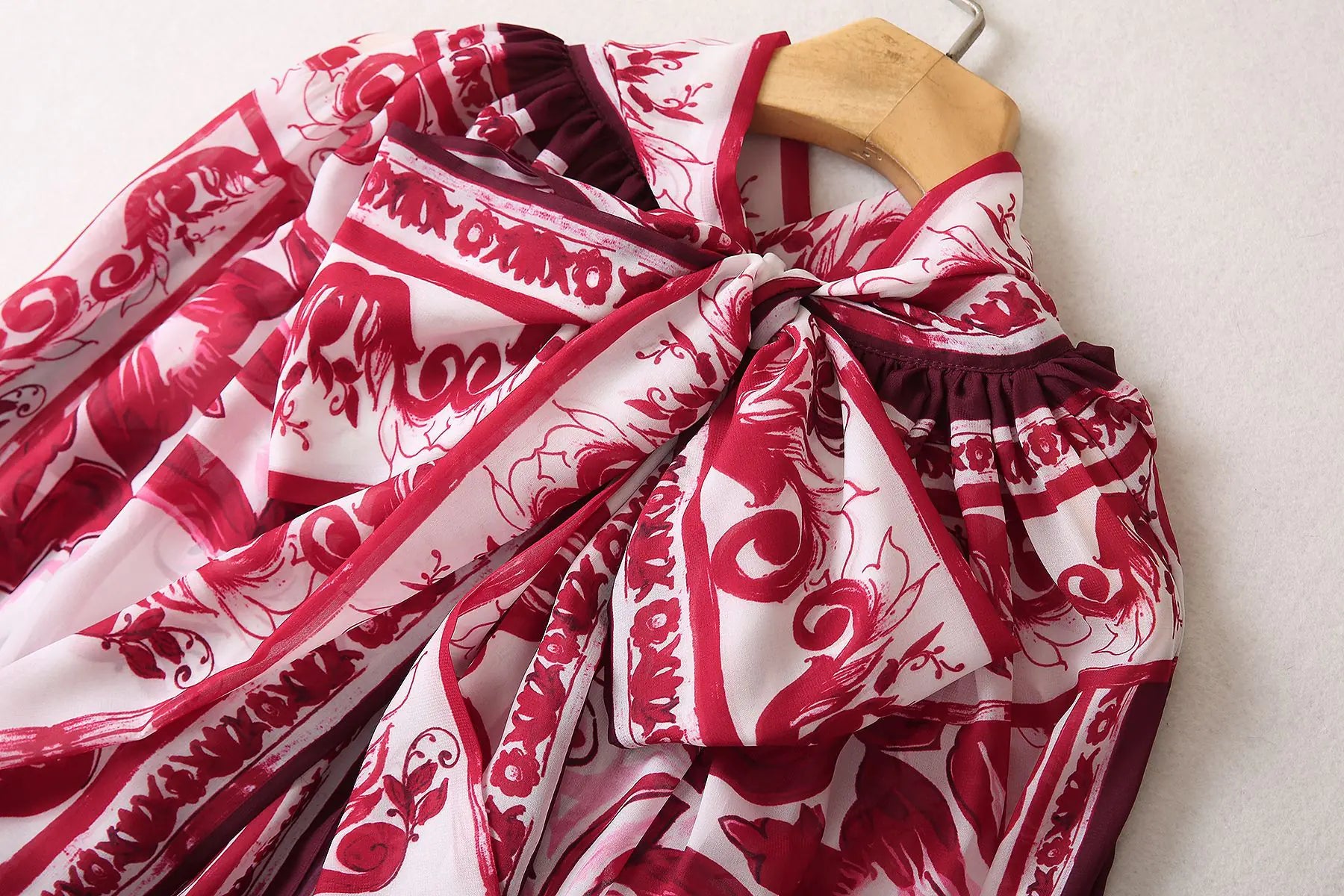 Fashion Queen Floral Porcelain Print Long Cloak Jacket