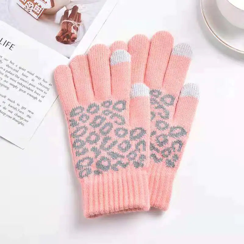 Winter Thermal Touchscreen Knitted Gloves for Outdoor Use