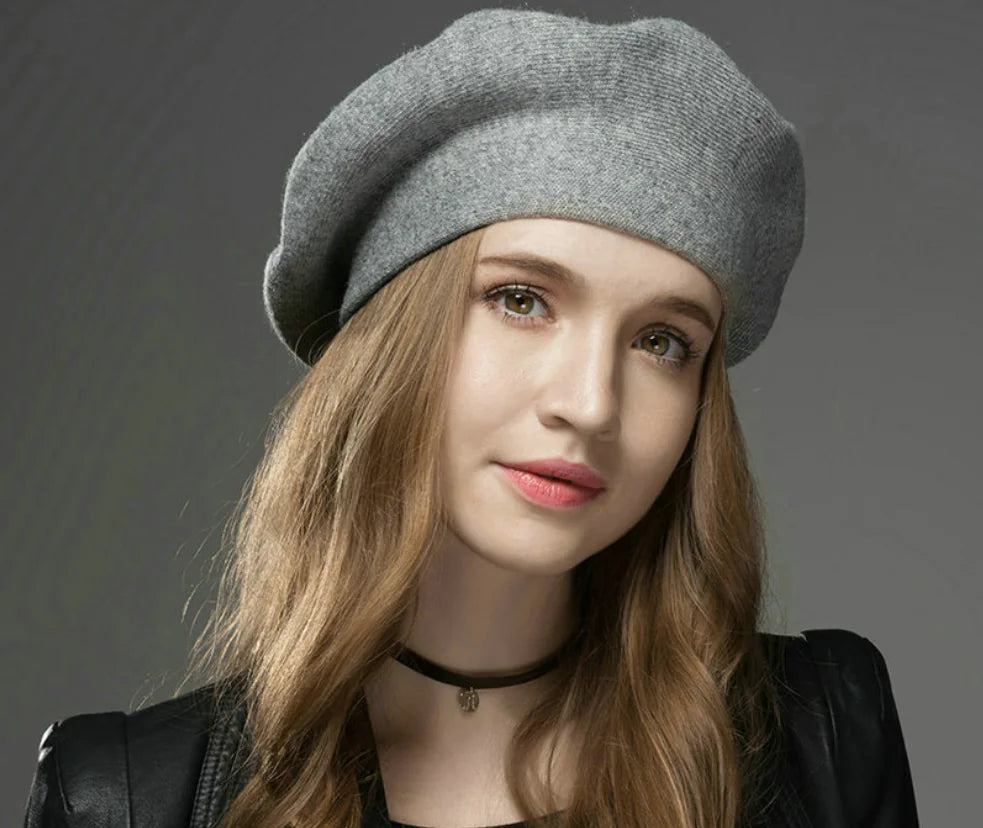 Fashionable Women's Warm Wool Beret with Rhinestones