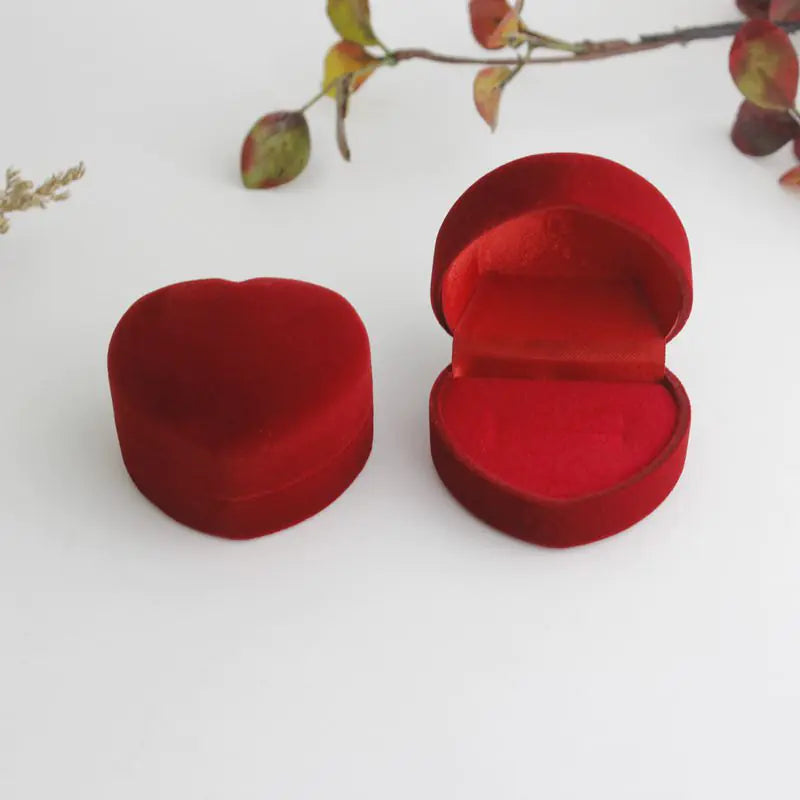 Factory Direct Supply Plush Heart Ring Box for Jewelry