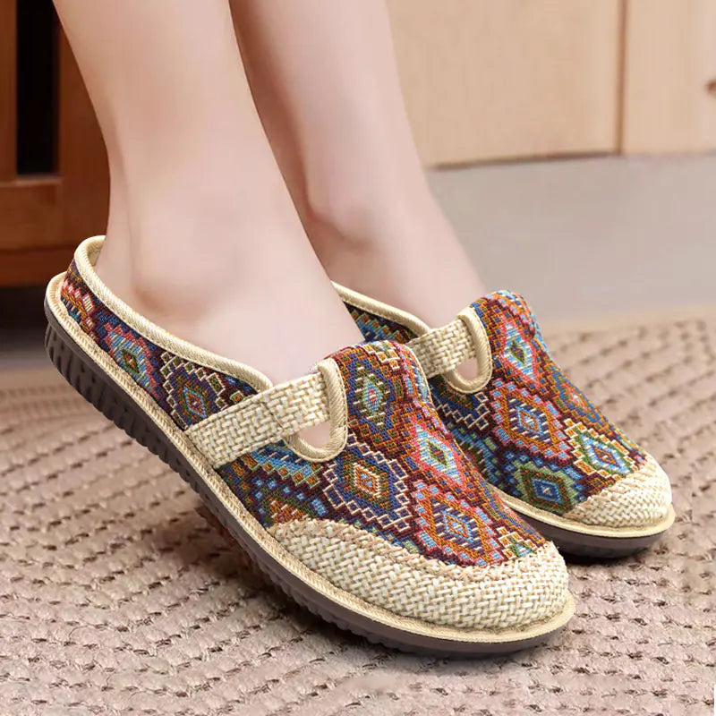"Beijing Style Women's Soft Sole Casual Embroidered Slip-ons"