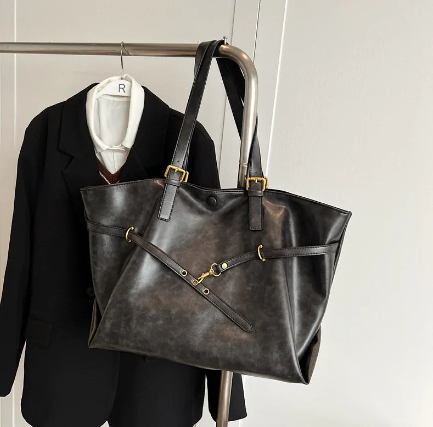 Retro Large Capacity PU Shoulder Bag