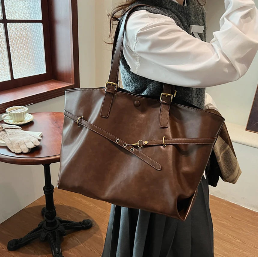 Retro Large Capacity PU Shoulder Bag