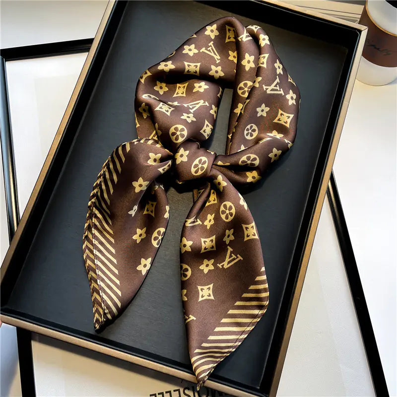 Luxury Floral Letter Scarf 70cm Silk for Professionals