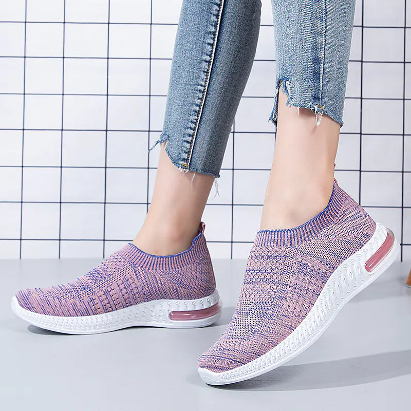 Fashionable Breathable Women's Beijing Cloth Shoes