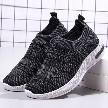 Fashionable Breathable Women's Beijing Cloth Shoes