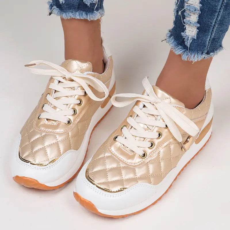 Women's Quilted Pattern Lace-Up Casual Sneakers
