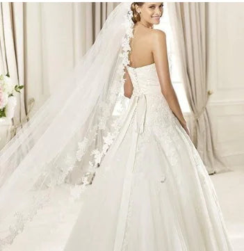 Lace Edge Long Train Bridal Veil for Weddings