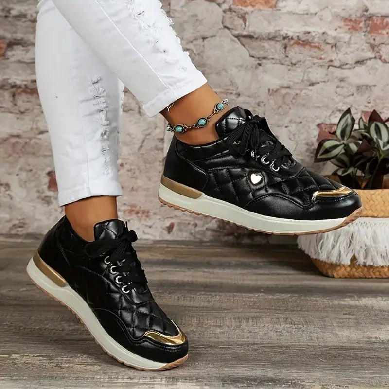 Women's Quilted Pattern Lace-Up Casual Sneakers