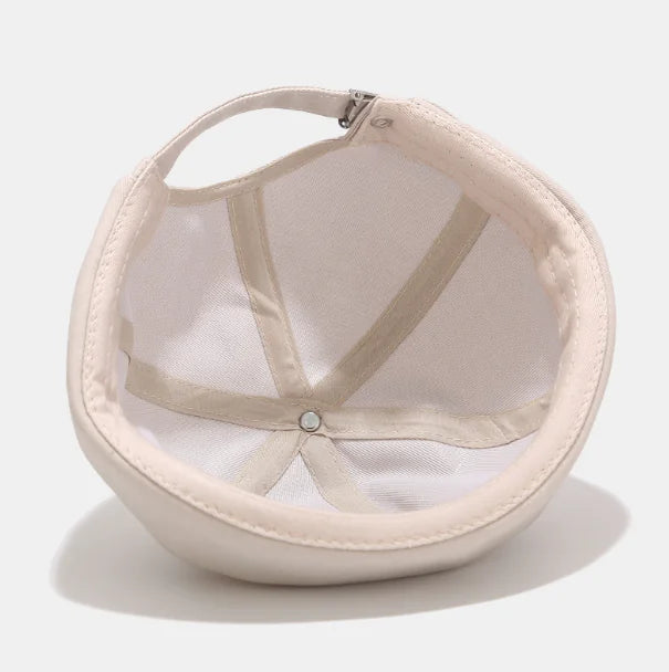 Retro Versatile Brimless Hat for Men and Women