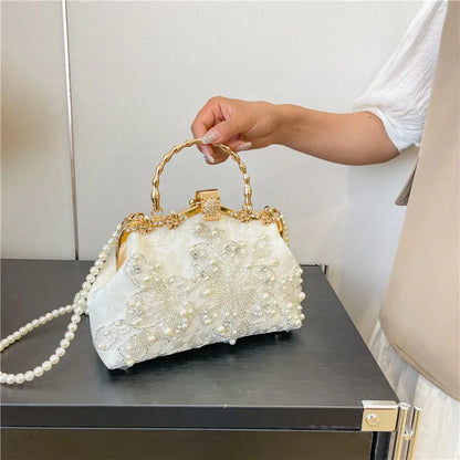 Pearl Embroidered Banquet Handbag