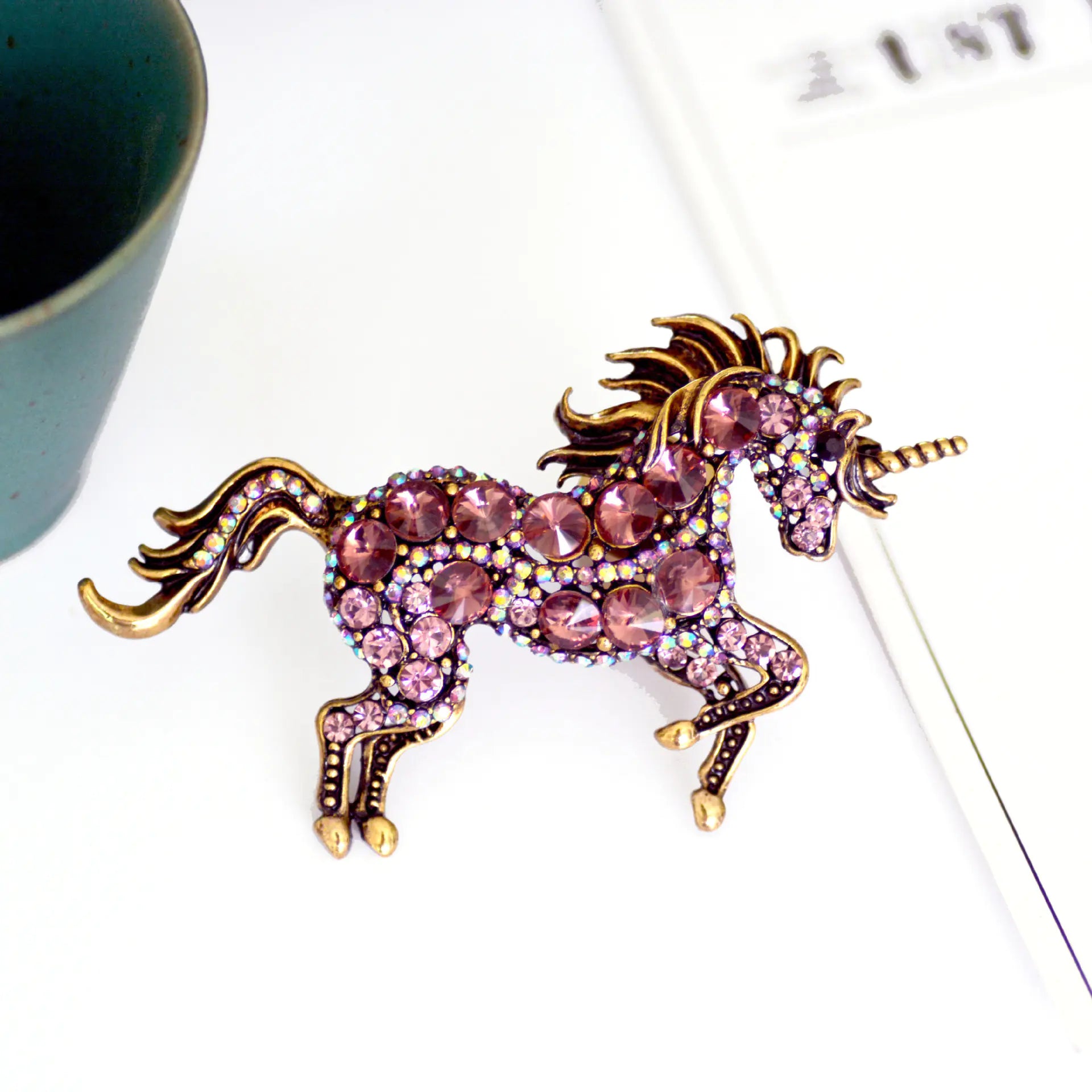 Stylish Korean Unicorn Brooch with Rhinestones (2 Colors)