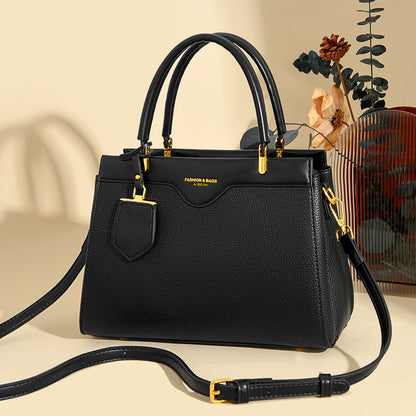 Handbags are versatile for women in autumn