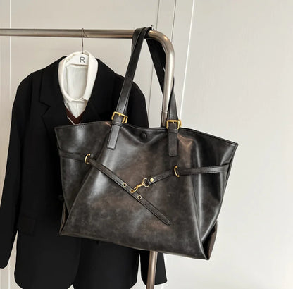 Retro Large Capacity PU Shoulder Bag