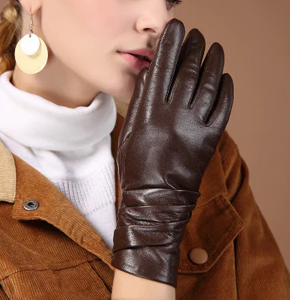Minimalist Sheepskin Women's Gloves - Elegant Gift