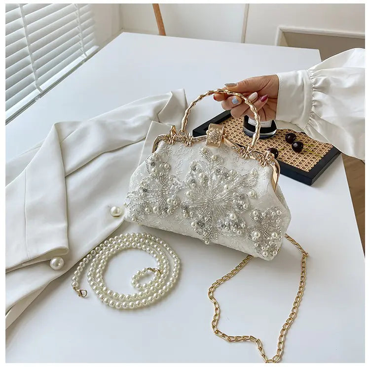 Pearl Embroidered Banquet Handbag