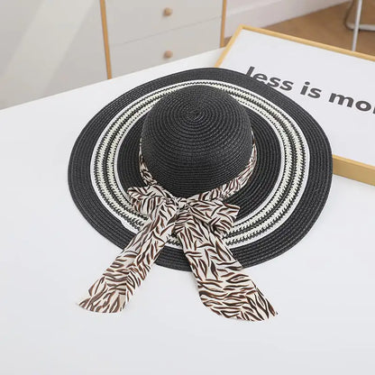 Trendy Women's Foldable Beach Hat for Stylish Looks