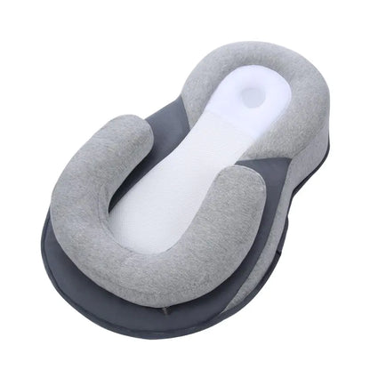 Newborn Anti-Overflow Breastfeeding Pillow